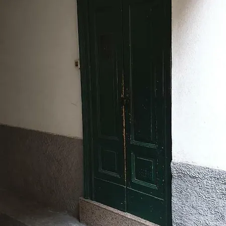 Old Center Apartment