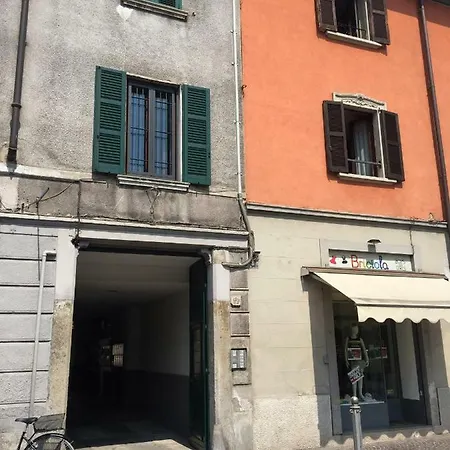 Old Center Apartment