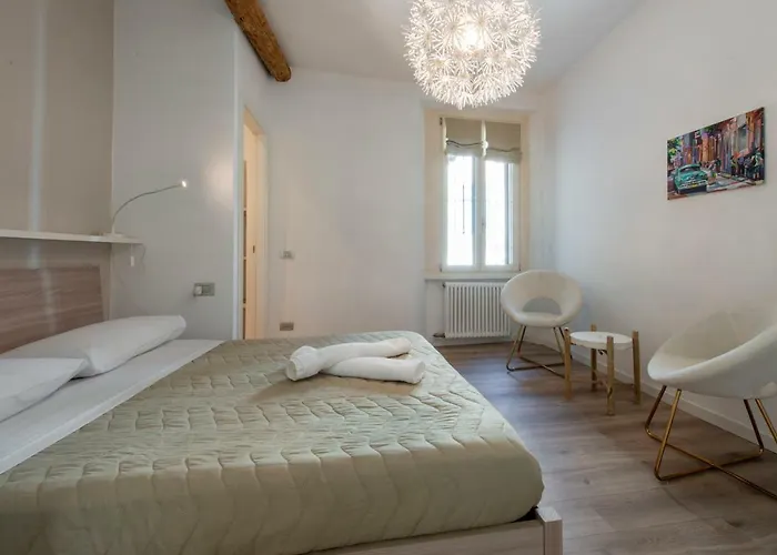 Old Center * קומו